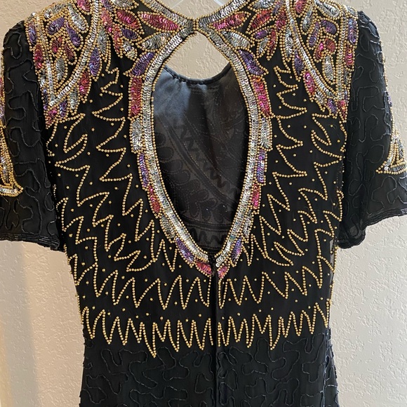 Sequin cocktail dress with embellishments - Picture 6 of 8